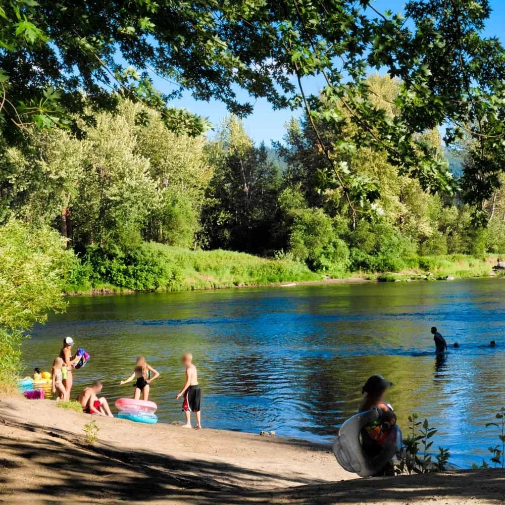 Waterfront Park swimming hole near Leavenworth, Washington